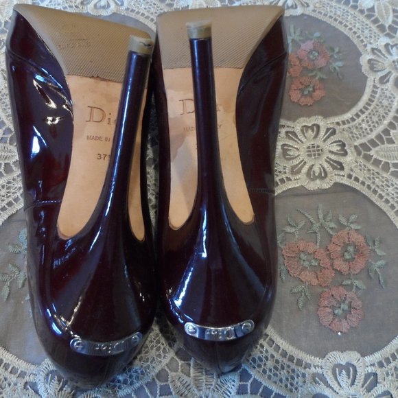 Christian Dior Dark Burgundy Patent Leather Peep Toe Pumps Size 7.5M - Picture 11 of 15
